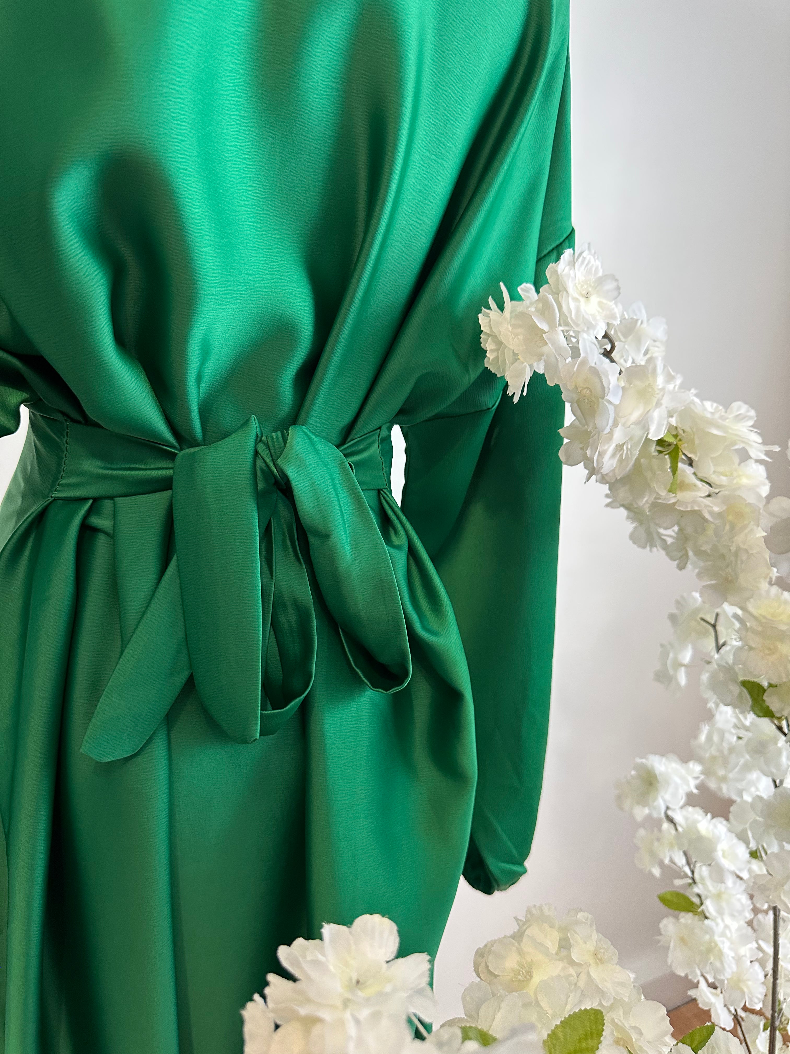 CLASSY Emerald Dress