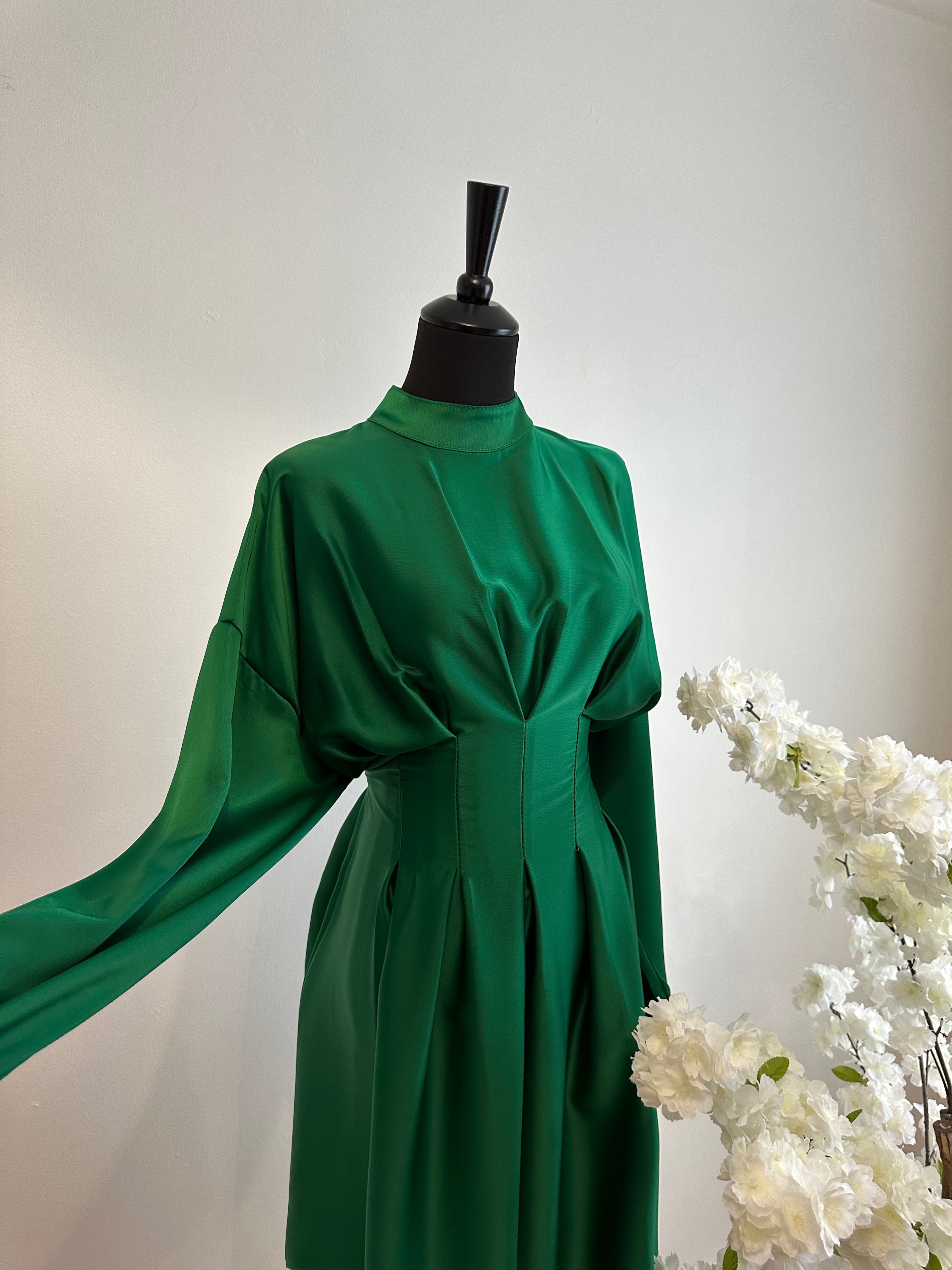 CLASSY Emerald Dress